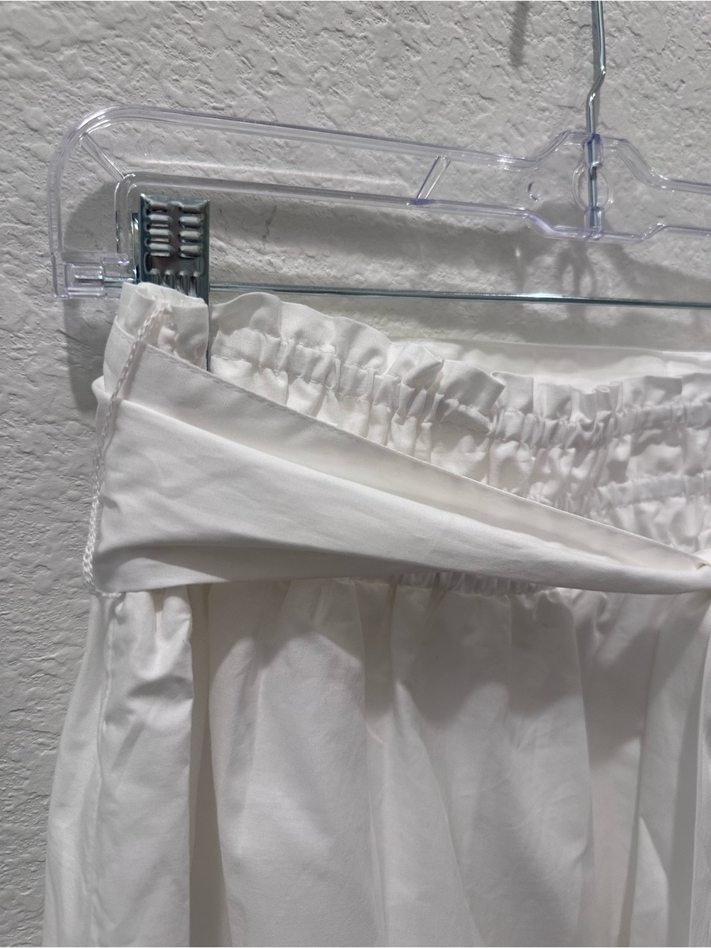 Anthropologie White Smocked Waist Tiered Mini Skirt with Tie Belt Size L NWT - Picture 2 of 7
